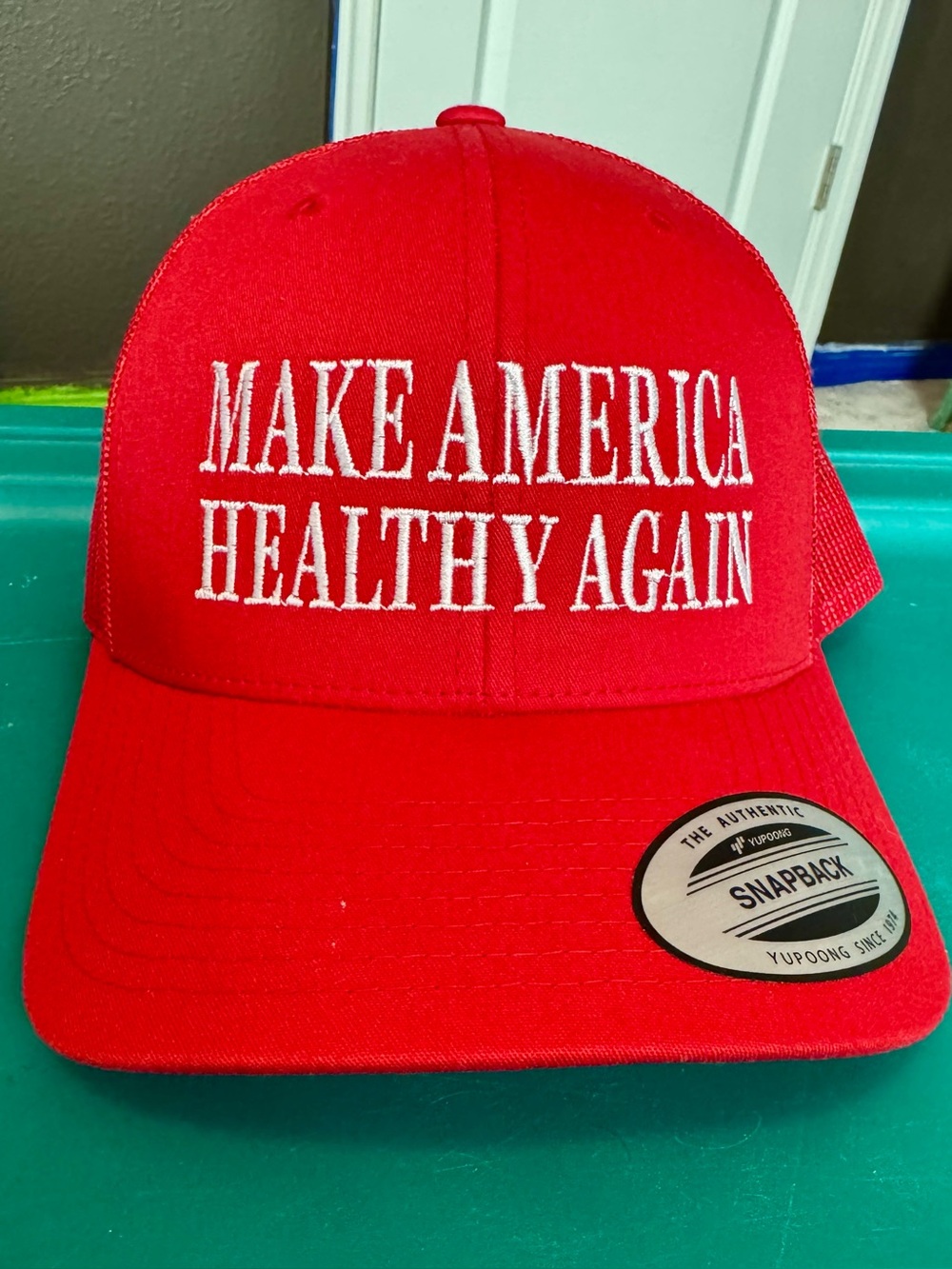 Make America Healthy Again Red SnapBack Hat. Mesh Back. OSFM. NWT